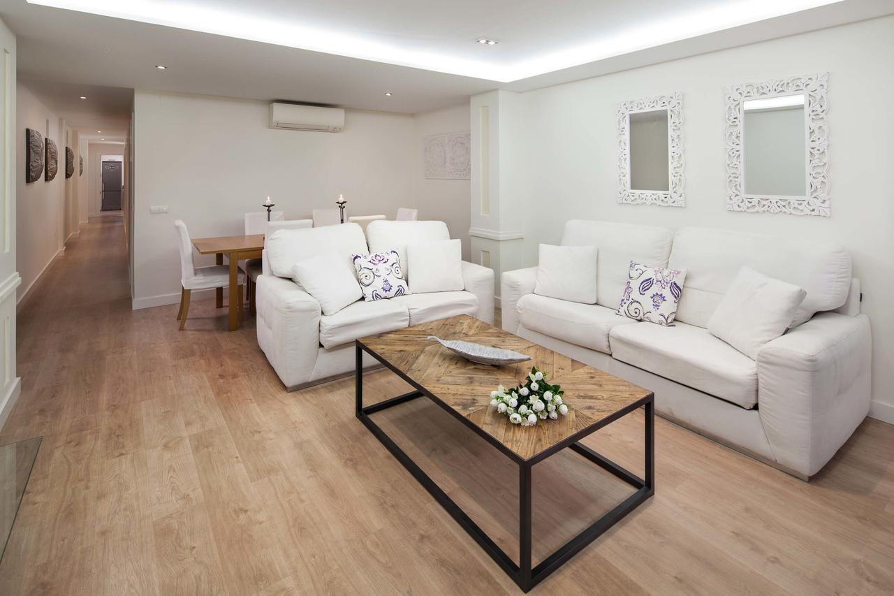 Апартаменты Inmalaga Victoria Экстерьер фото
